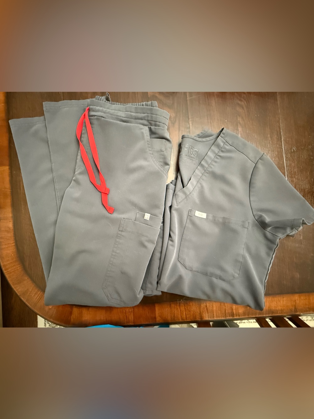 Figs Women’s Gray Scrub Set with Red Drawstring